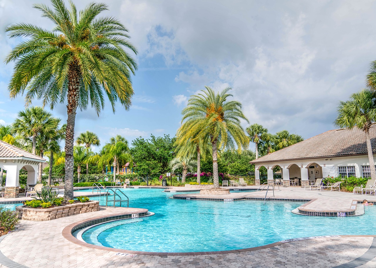 Everything a Property Manager Needs to Know About Commercial Pool Gates and Fences 